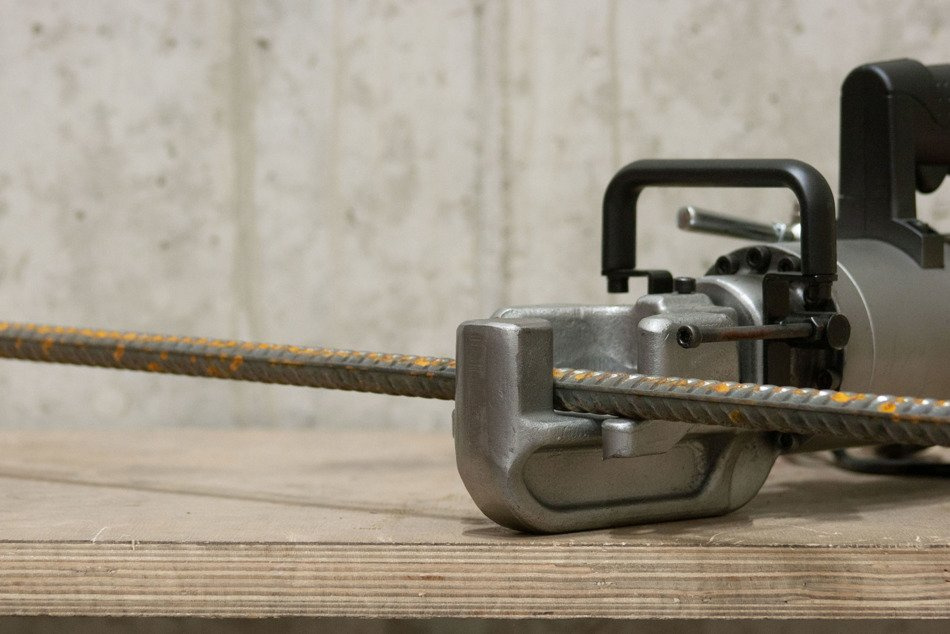 Ottensten 4PRORB16G Giętarka do prętów 900W 230V