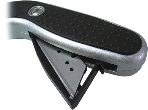 Dedra M9019 Nóż trapezowy z 3 ostrzami 61x19mm