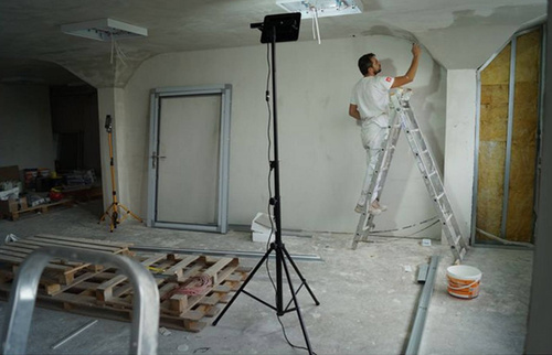 Partnersite LM100AW Lampa Stojak oświetleniow 100W