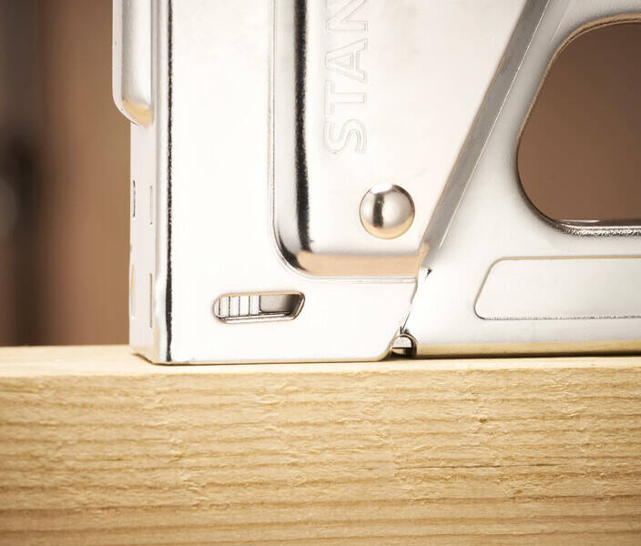 Stanley TR456 Zszywacz tapicerski stalowy 6-10 mm