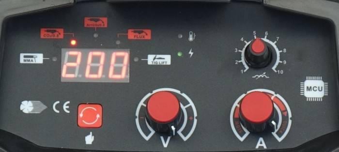 Ideal PRAKTIK MIG 211 MMA DIGITAL Spawarka 200 A