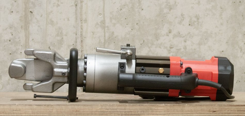 Ottensten 4PRORB16G Giętarka do prętów 900W 230V