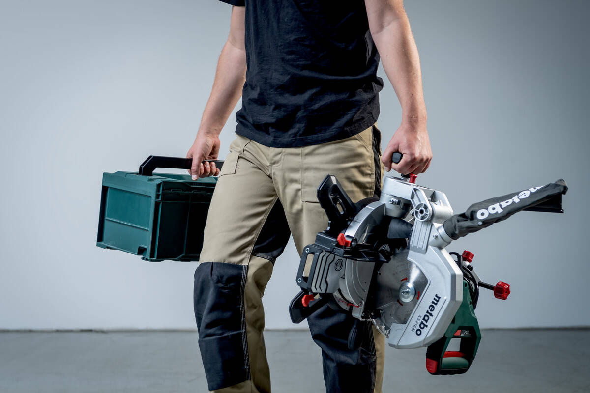Metabo KS 216 M Kapówka Ukośnica 1100 W