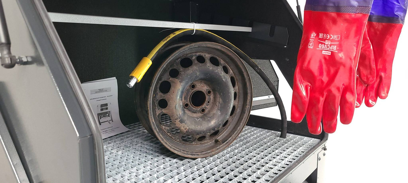 Minimal Tools PK 1500EZ Piaskarka kabinowa 1500l