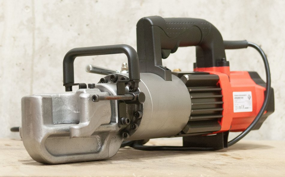 Ottensten 4PRORB16G Giętarka do prętów 900W 230V